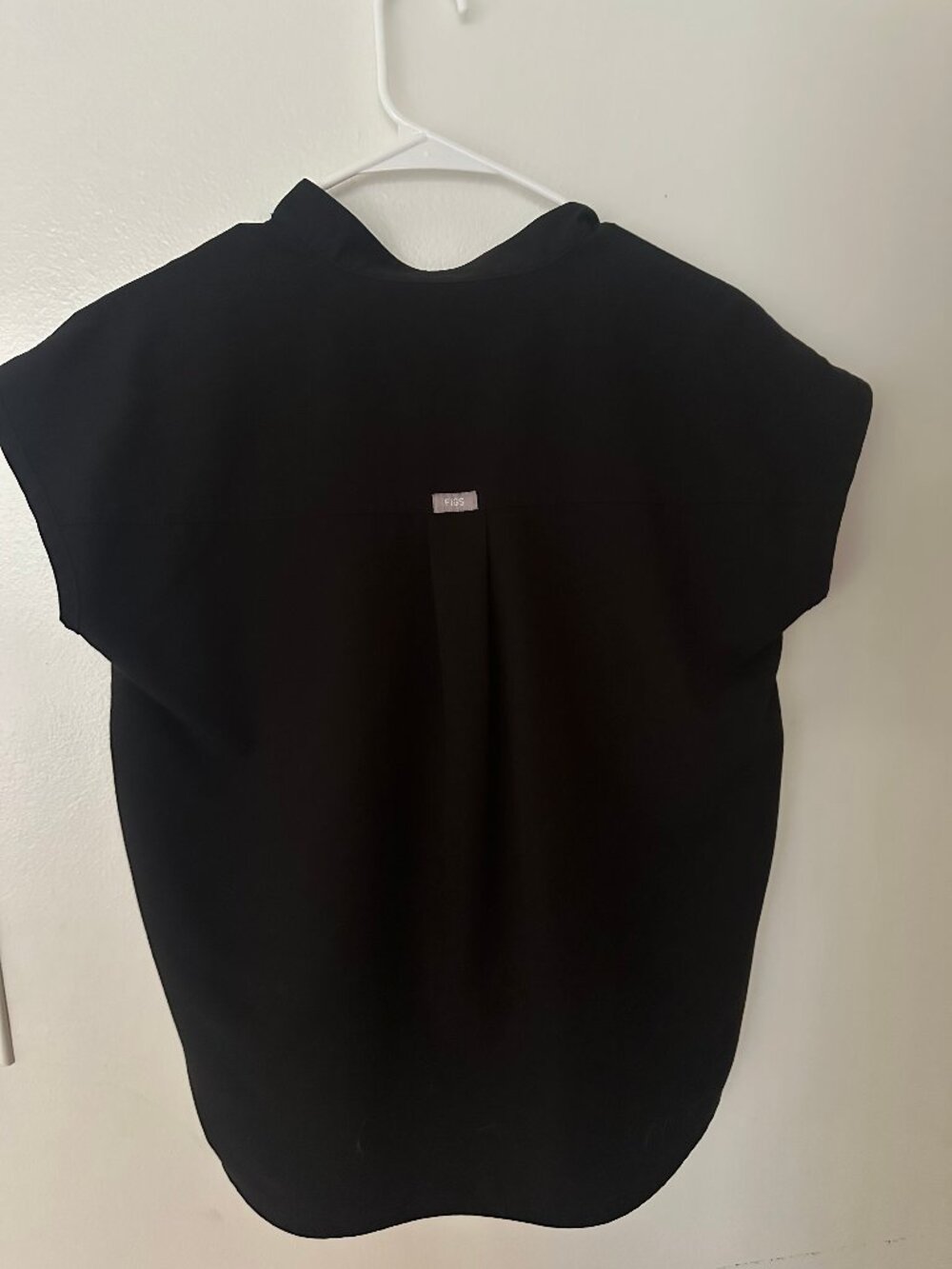FIGS Rafaela Oversized Scrub Top Graphite Gray (WXXSW1003) PO# 1659 - Size XS - Picture 3 of 3